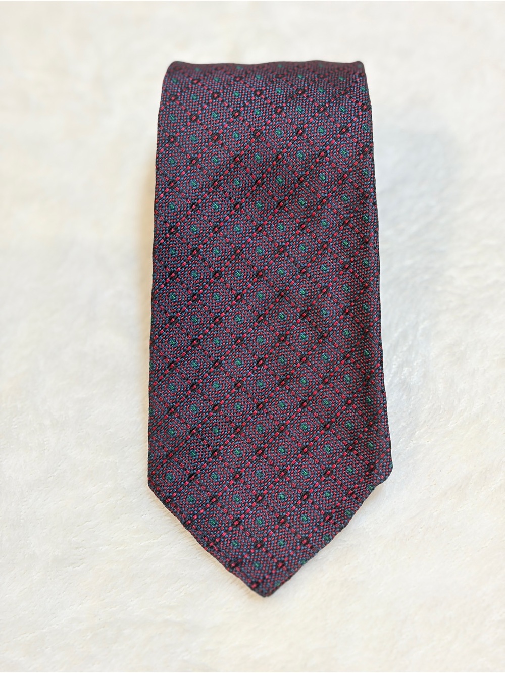 Rare Vintage‎ Enrico Cucci Roma Burgundy Jacquard Woven Micro-Geometric Tie